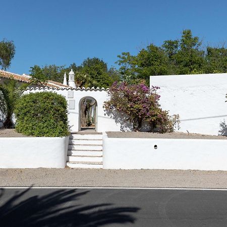Amago Guesthouse Santa Barbara de Nexe Bagian luar foto