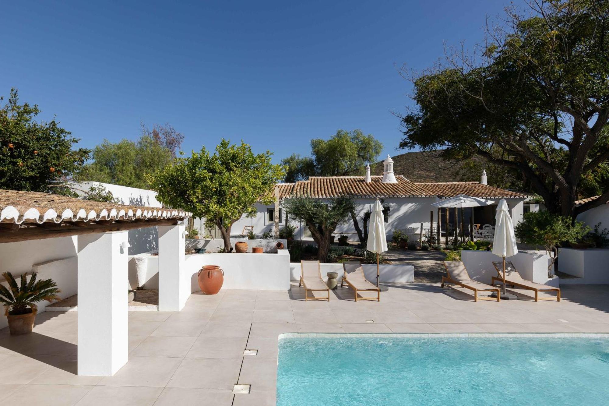 Amago Guesthouse Santa Barbara de Nexe Bagian luar foto